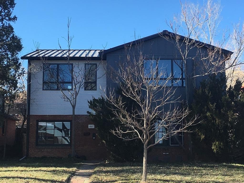 Prime Location to Campus -Summer Sublet (May-Aug) - Private Room in The Hill