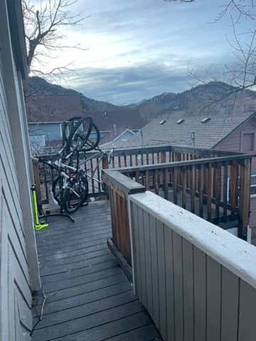 Summer Sublet 1-3 rooms! - Full Apartment in The Hill